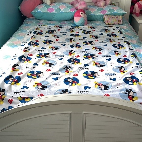 Disney 4 Piece Toddler Bedding Set Mickey Mouse Playhouse Blue/White- 52" x 28" - Picture 7 of 16